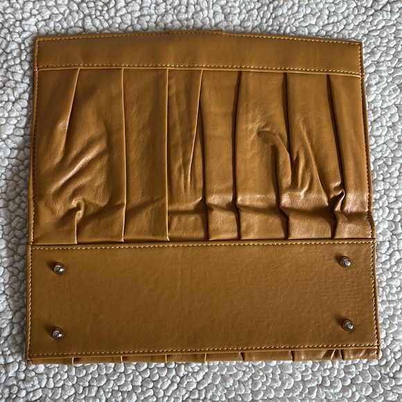 MICHE Classic Shell - Picture 4 of 4